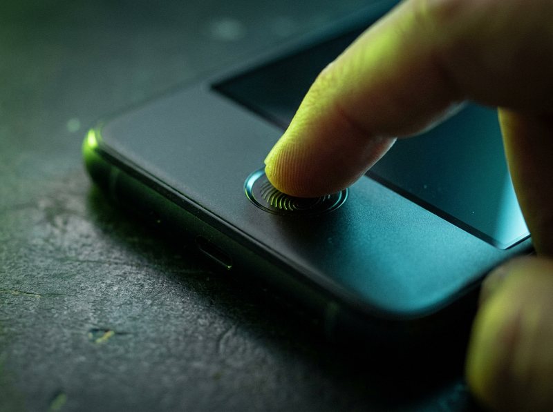 Logowanie biometryczne w teście NV Casino App